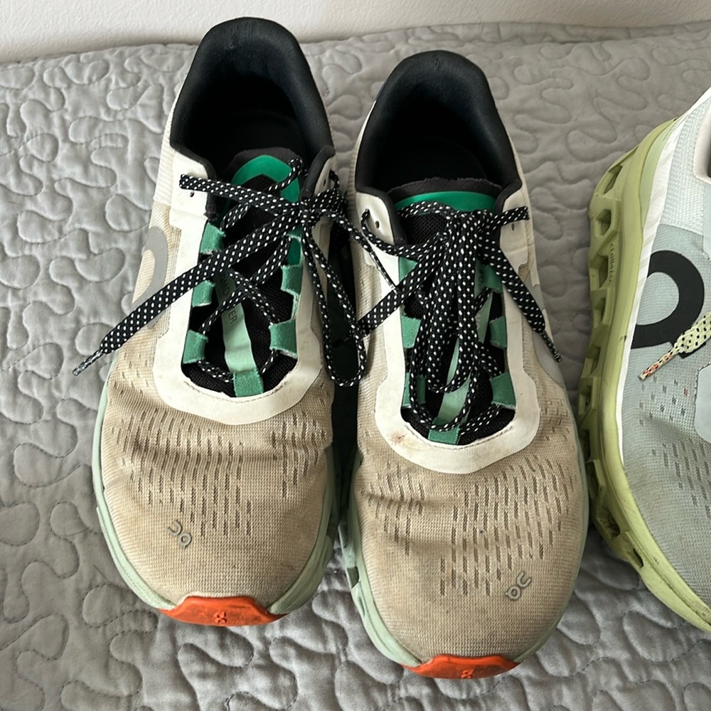 3 pairs On Cloudmonster and 1 pair Cloudflow